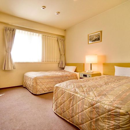Kurashiki Ekimae Universal Hotel Екстер'єр фото